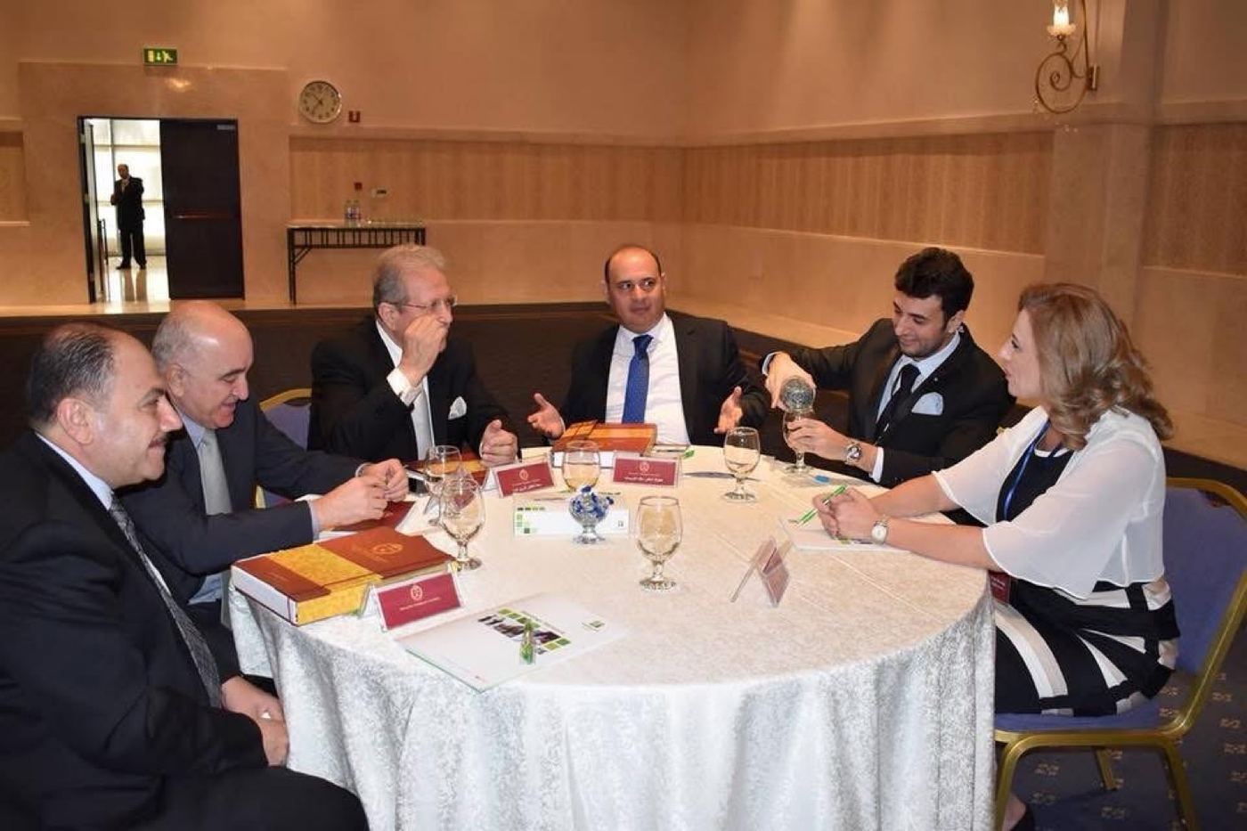 Participants around a training table