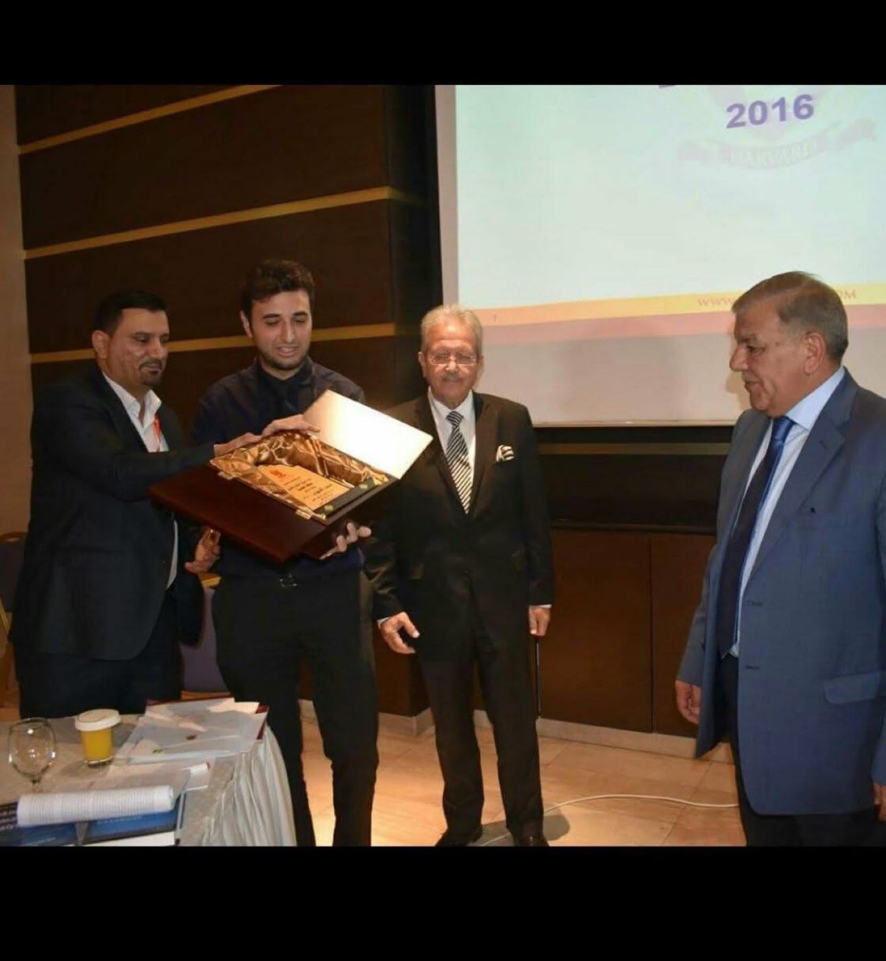 Amman Governor honouring a training participant